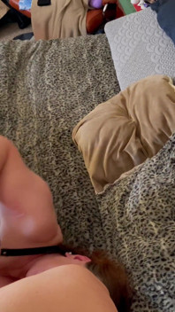 Nenek goldfingers: video virbrator villainess 007 lagi asik fingering memeknya sampai orgasme