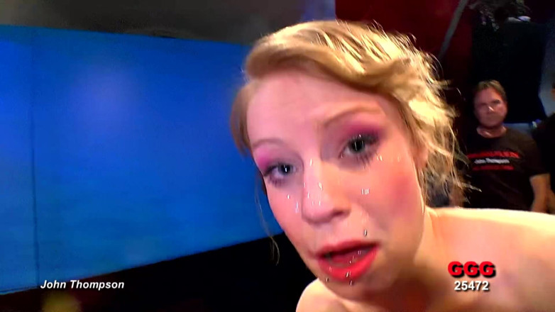 GGG John Thompson Studio: Ggg John Thompson - adicta a la polla se traga todo