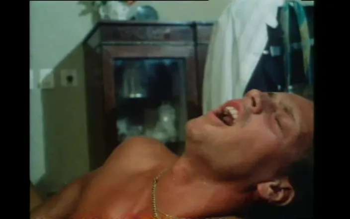 Rocco Siffredi 35mm: Two Wonderful Vintage MILFs with Hairy Pussy Fucked and Cumshot...