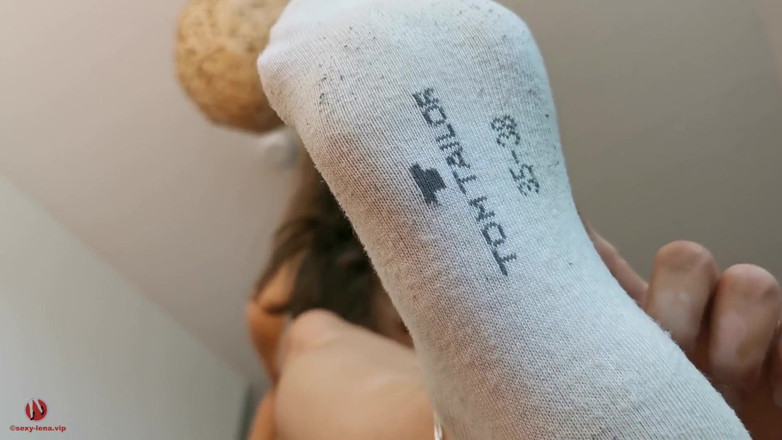 Goddess Lena: Dirty and stinky white socks