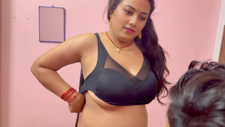 Hotty_ragini: 흑인 대물 자지에게 따먹히는 거유 밀프