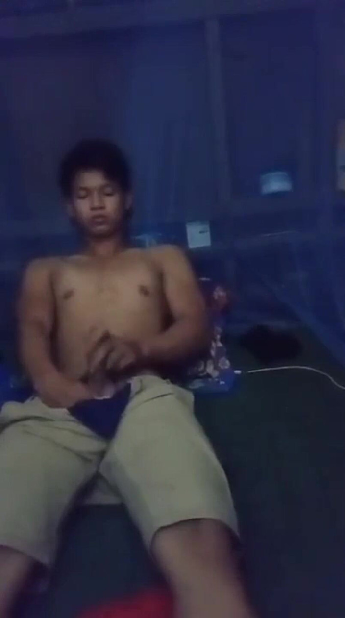 Fleshlab Gay: Virgin Sexy Pinoy Twink Boy Masturbation