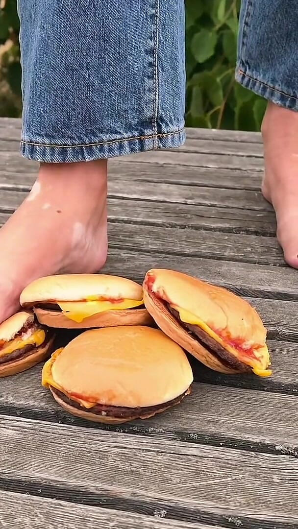 Goddess Lena: Crushing Hamburgers