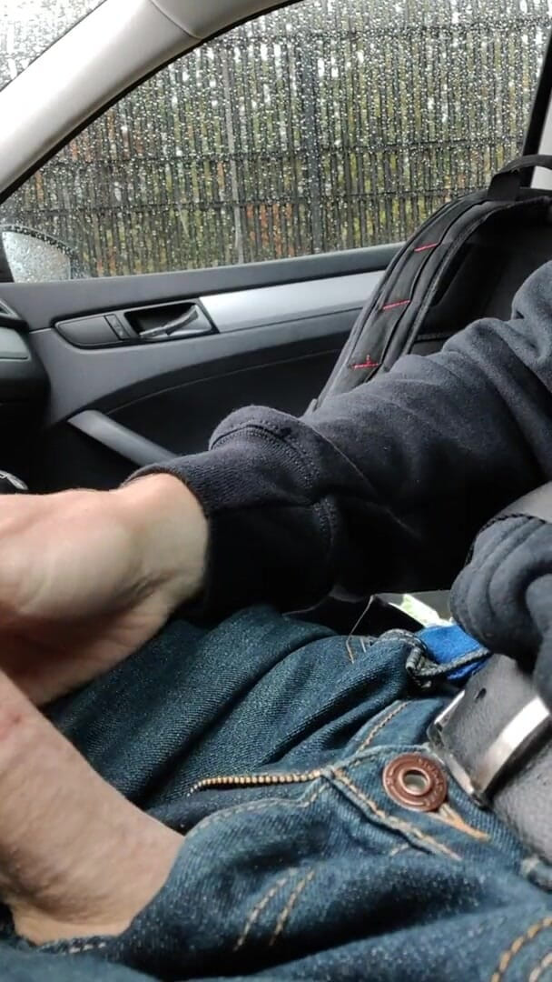 Big Daddy Dommmm: So much cum making my hand drip in the car