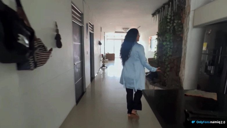 NamiQseiiin: Ugly Real Estate Thinks I'm an Easy Man and That...