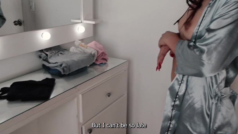 alejakink: I Wet My Jeans with Pee When I Try on...