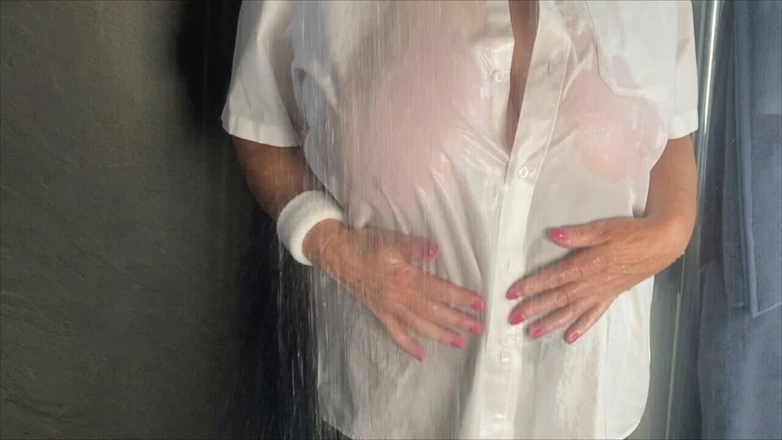 Mr MF: Mrs Mature Feet Wet Shirt