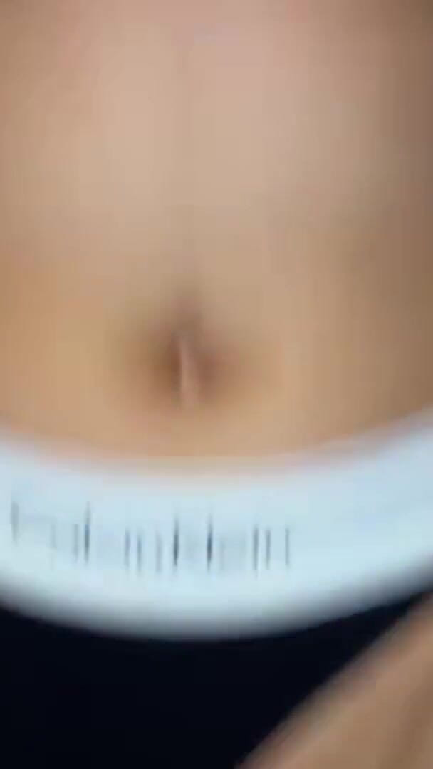 Asian happy ending: Salongöttin mit einer model-ähnlichen Figur und E-cup-Kurven verwandelt jeden moment...