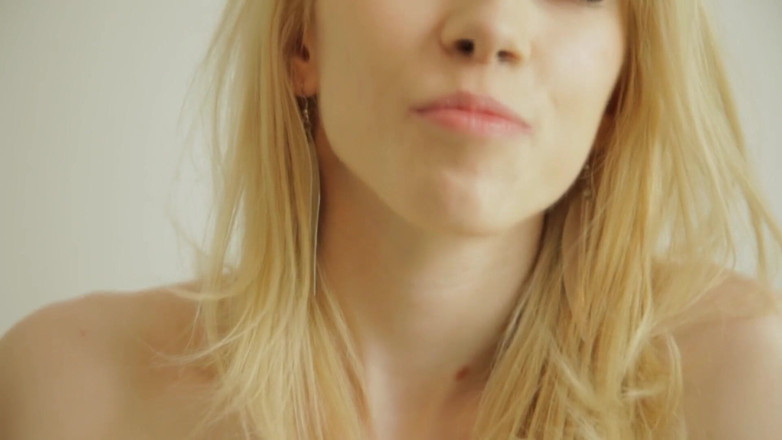 Adult Deluxe: Golden blond hair