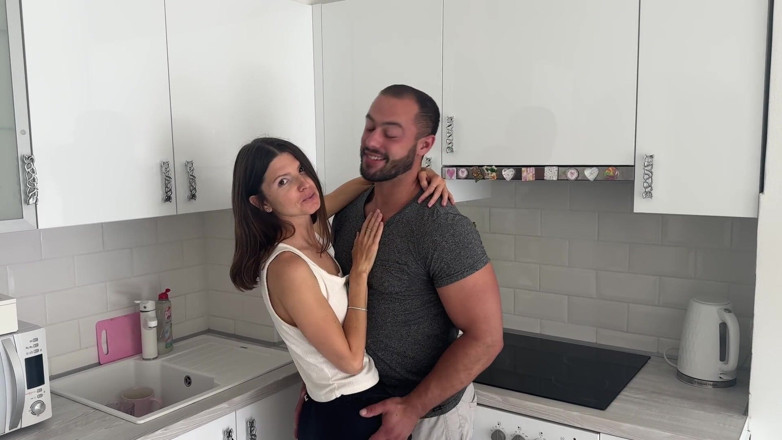 Gina Gerson: Futai dur în bucătărie cu Adam Costa