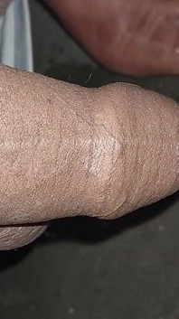 Une grosse bite indienne desi pisse
