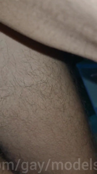 Knulla Milky Twink sperma och sperma direkt i köket tills föräldrarna såg oss, exklusivt