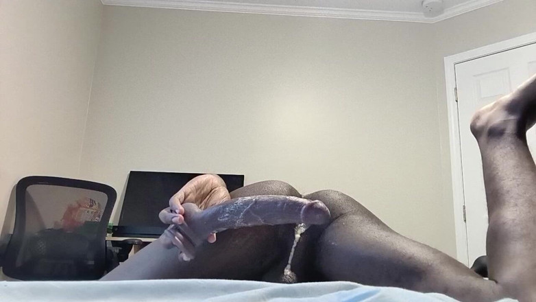 DaBlackFemboy: Femboy Prdění na BBC dildo a creaming