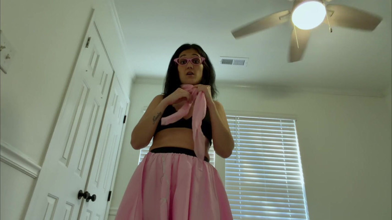 Kink in Time: Devyn's Sultry '50s Giantess Fantasy HD POV Tiny Thrills Väntar!