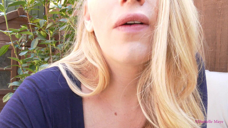 Danielle Maye: Дражнити