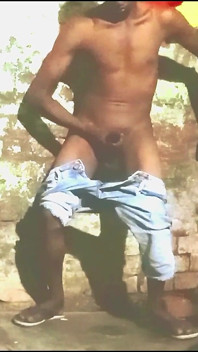 Incontra un ragazzo indiano caldo scopato in cerca di uomini single