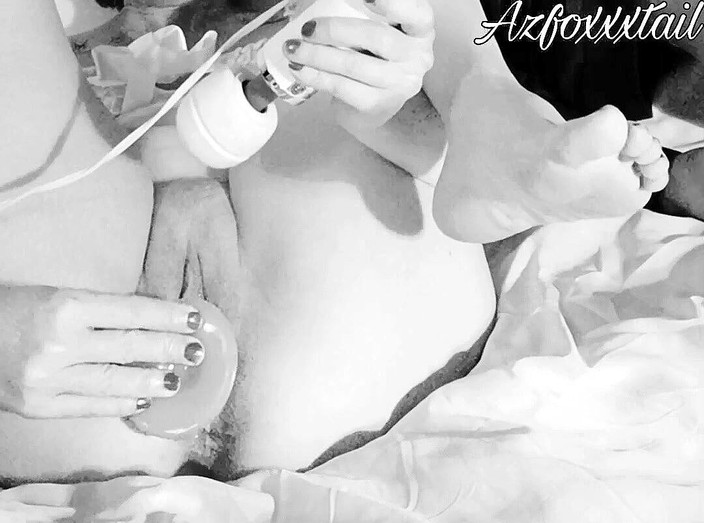 AzFoxxxTailPhelicia: Dildo + vibrátor