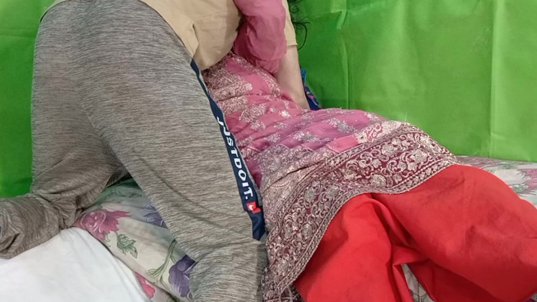 Netu: हॉट पैरोसन मुस्लिम भाभी मेरे भारतीय मोटे लंड के साथ खेलती थी