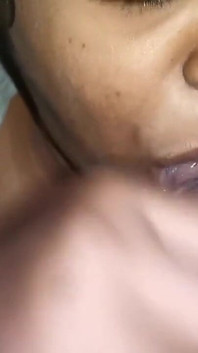 Mi esposa chupando mi polla muy caliente bhabhi