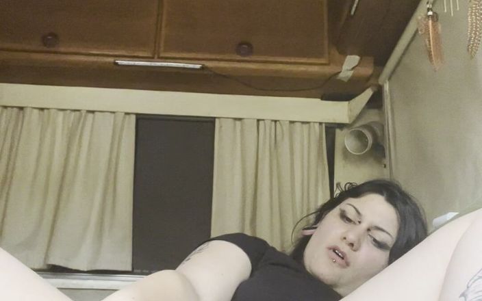 Succube_lilith: I Fuck with a Scythe