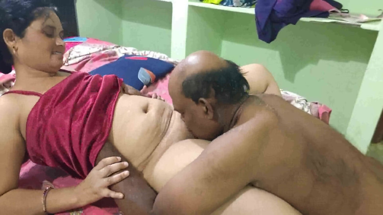 Sexy sindu: Seks makan pepek sudut pandangan dekat