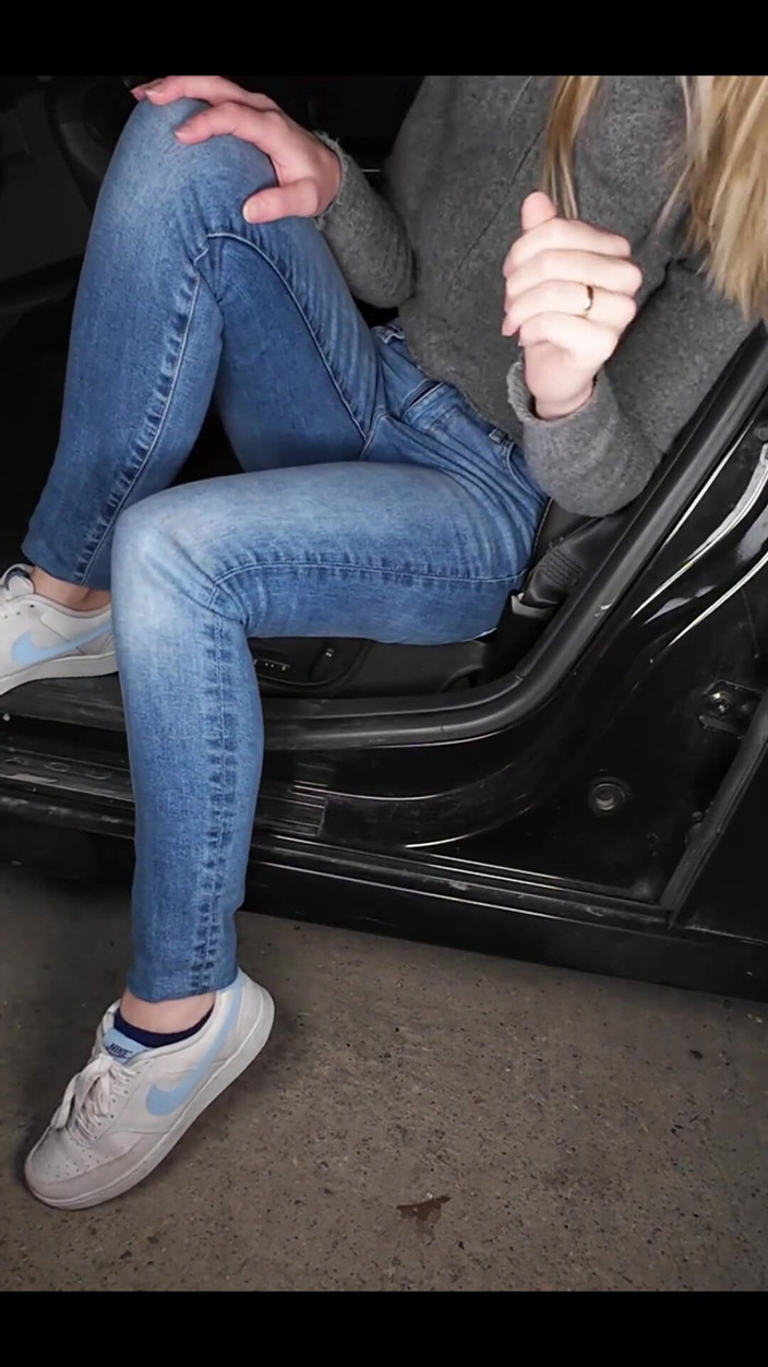 Lilux69: Pee in Full Length