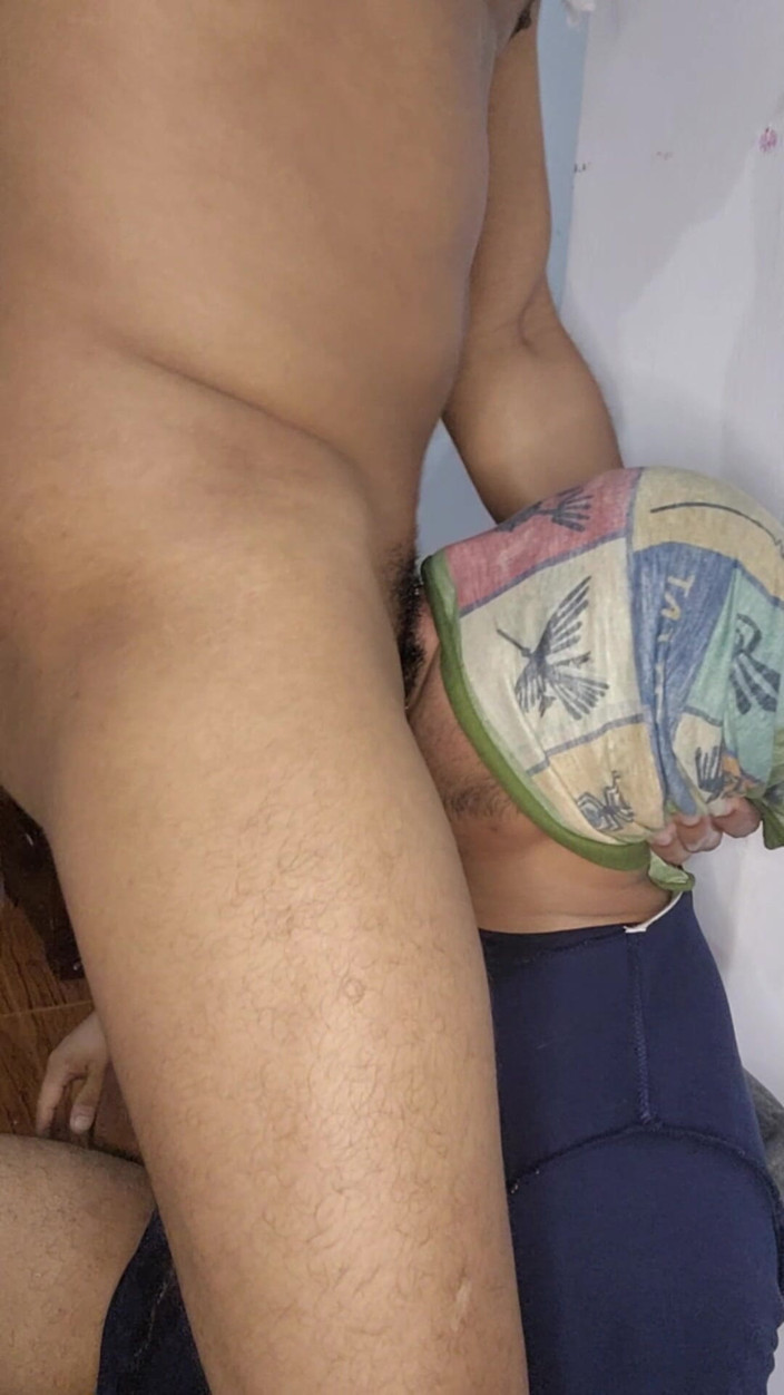 Swallowing 69: दीवार के खिलाफ आयोजित किया गया