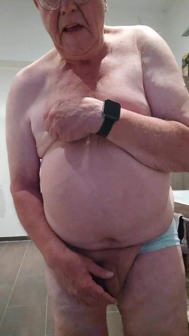 My Cock From Closr (Karlchengeil) My Cock From Closr (Karlchengeil)