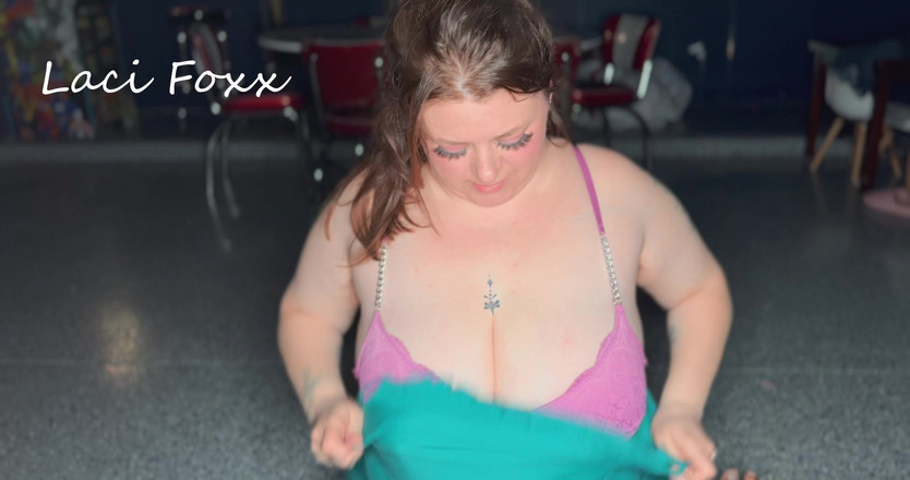 Laci Foxx: Отправить, отсос