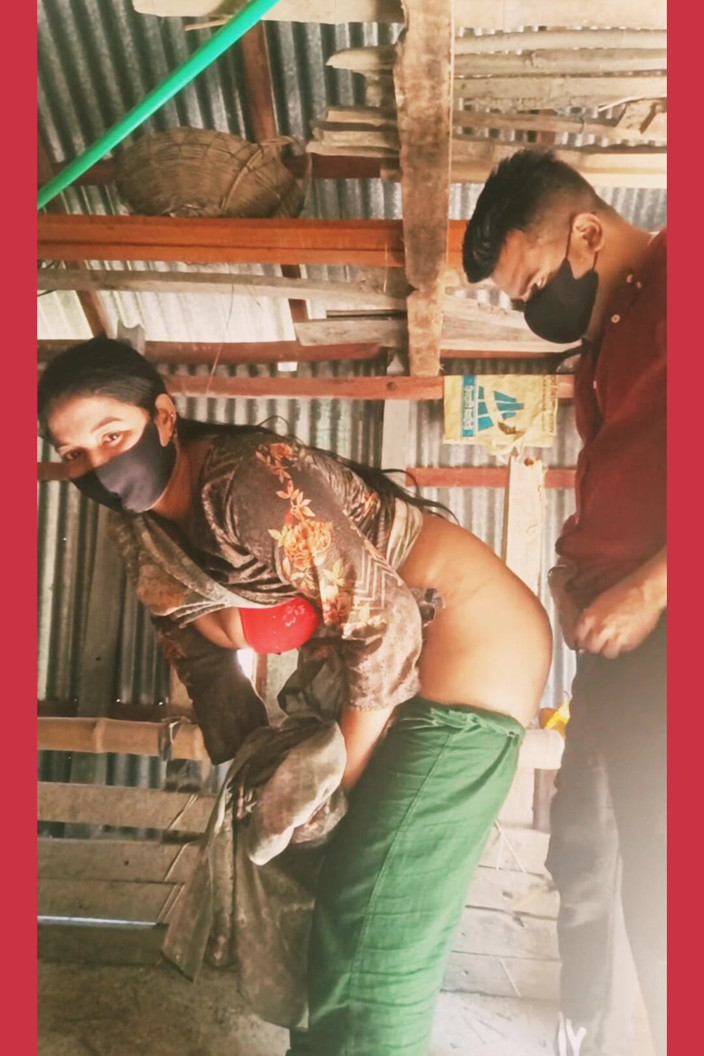 Taniyaxx: Desi Couple