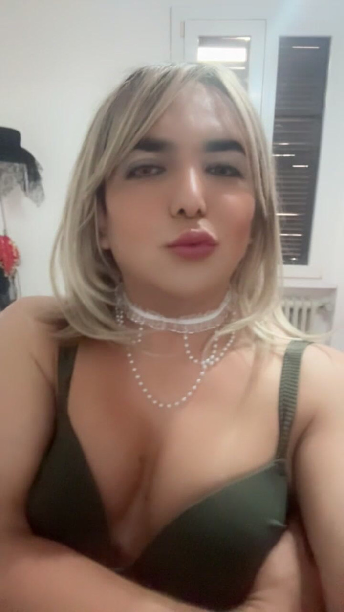 Turkishgayy: Госпожа Трансвестит