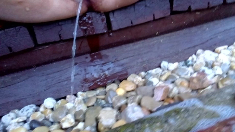 Hot-Pussy66: 뚱뚱한 자지에서 나오는 굵은 오줌