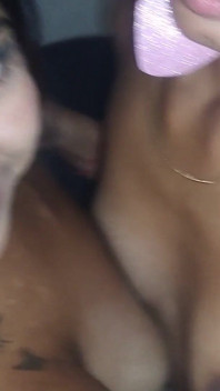 Self Grease up 2 Chicas Titty Time