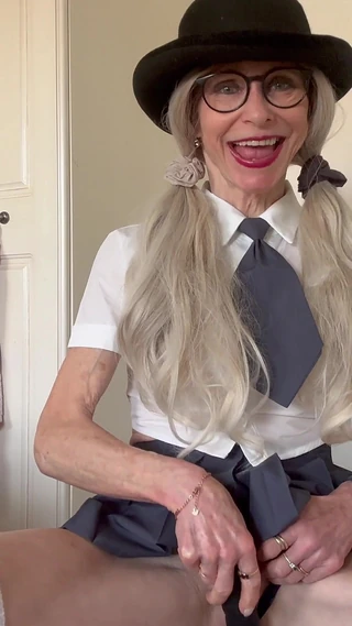Deeliteful Jacy: Curious Schoolgirl