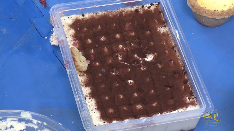 Sinful lesbian: Dnes žádné jídlo pro naše manžely