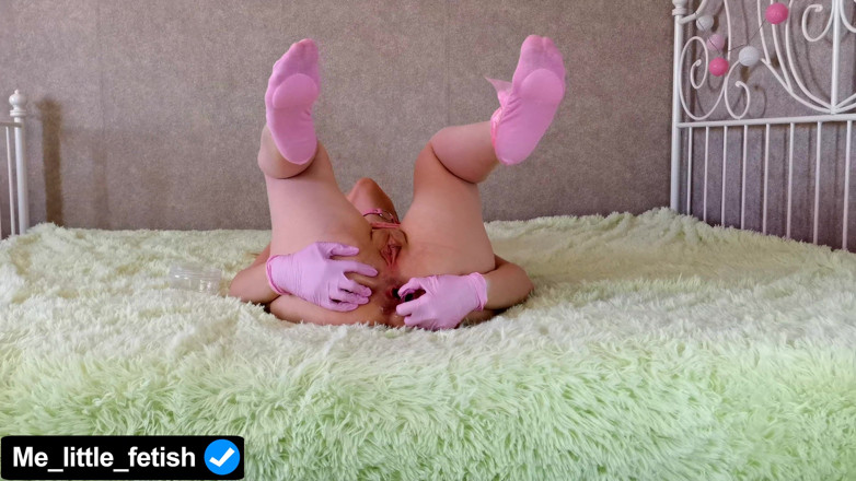 Me_little_fetish: The student herself can not pass the exam, she prepares...
