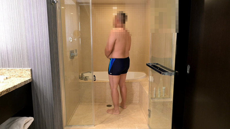 Azn Dad Man: Asiatisk pappa Speedo Strip, het dusch och onanerar