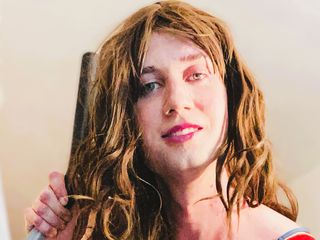 Anna Rios: ウィリーウッドジムコマーシャル