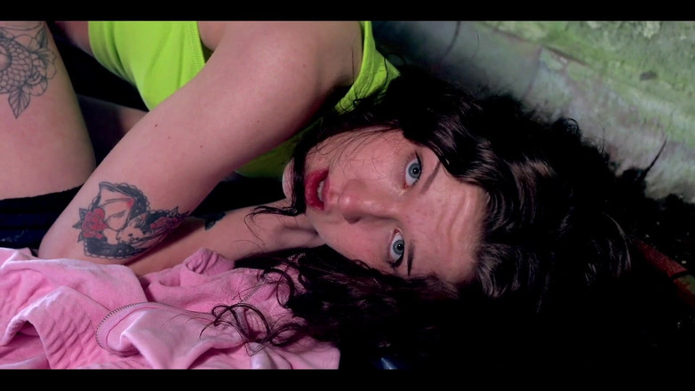 Bunny and The BBC Bull: Zabawa ze sobą