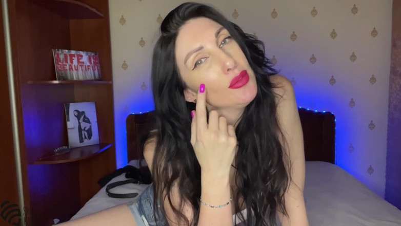 SaintVirginPro: maalkin strim ke lie taiyaar ho rahi hai aur use...