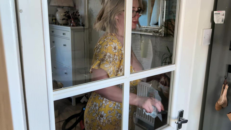 JessieHH: Mami hace tareas gratis sfw