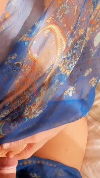 Los pies de Selena y juegos sexuales en Pareo