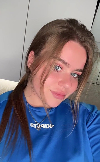 Leosanwada: Warna Saya Hari Ini Biru Dan Apakah Warna Awak Hari...