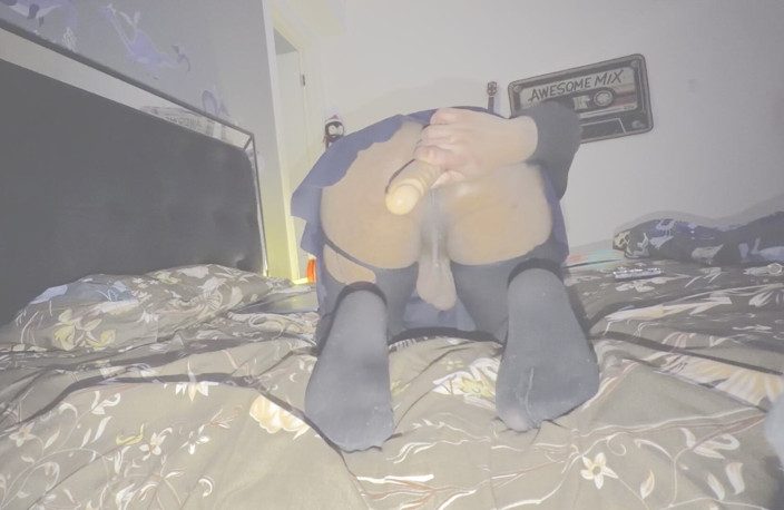 femsissyash: Растягиваю эту дырку