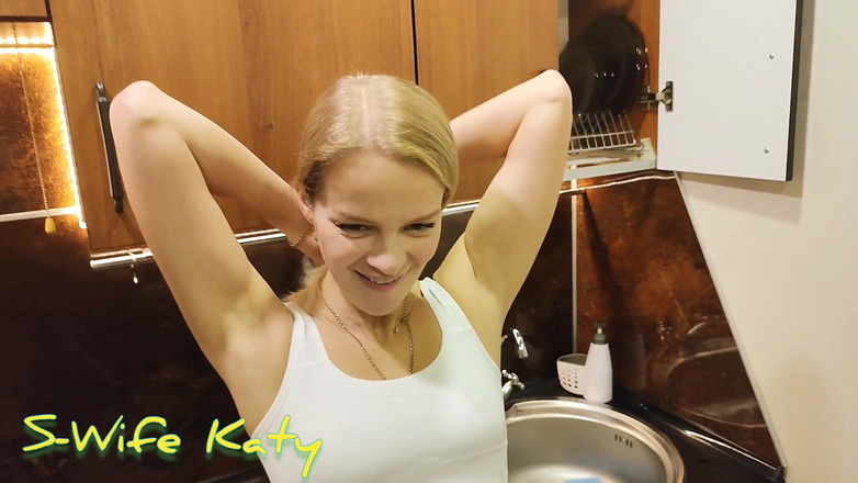 S-Wife Katy: Con đĩ đụ lỗ hậu và kết thúc trong đít