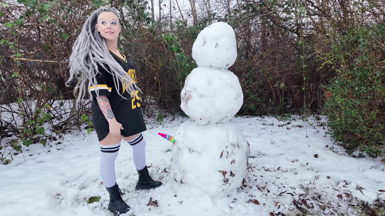 EdgesOfReality: Den Schneemann Ficken!