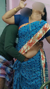 Hot Amateur Indian Mature Babe Surrenders to Deep Passionate Love