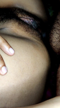 Indian Rich Business Woman Fucked by Desi Boy at Hotel Hindi Audio