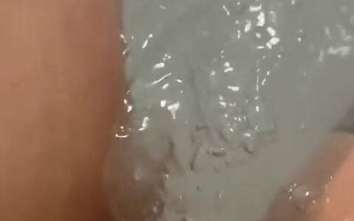 TattoedKate: Umyj mě, zlato