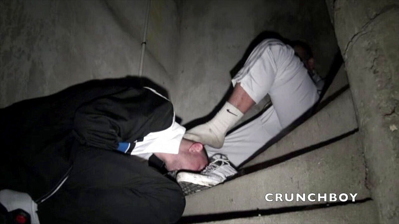 Sneaker gay: Xtrem spor ayakkabılar ayakla aşağılama